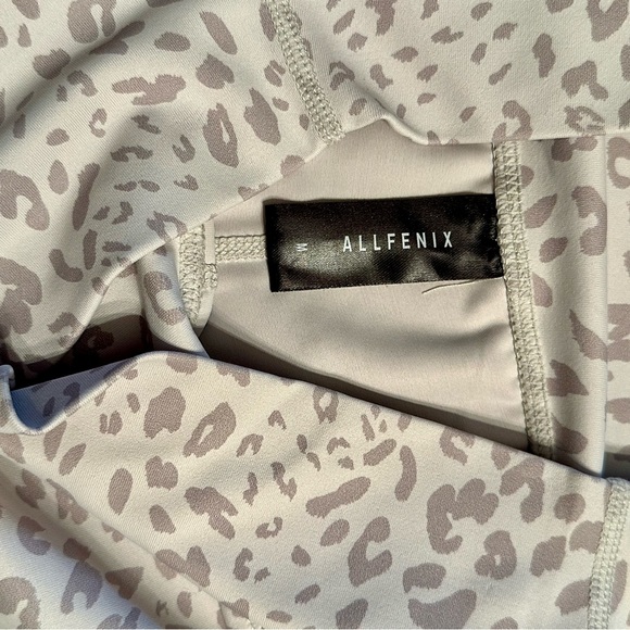 All Fenix Beige Taupe Leopard Print Leggings Size M - Picture 7 of 7